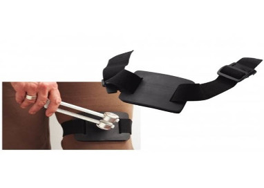 Attivatore da gamba per diapason